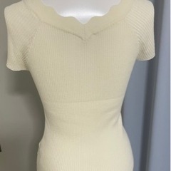 【タグ付新品】白カットソーの画像