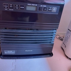 2018年製　ファンヒーター　ダイニチ　暖房