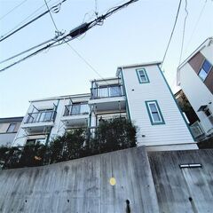 N ☆★内外装は洋風の造り♪3駅2路線が使える立地です！賃貸アパ...