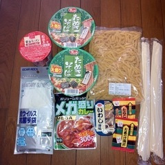 食品　カップラーメン　マカロニ　レトルトカレー　抗菌手袋　食材の画像