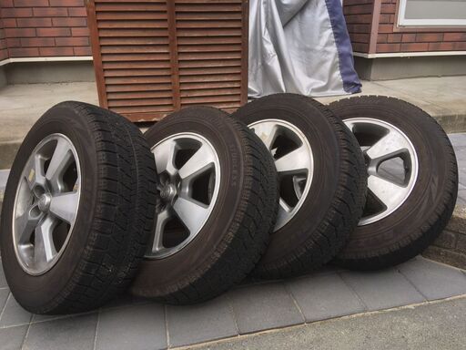 【ワンシーズンのみ使用】TOYOTAウィッシュ　冬タイヤ