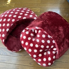 足入れクッション　2コ