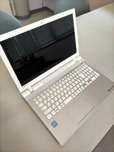 中古パソコン TOSHIBA dynabook