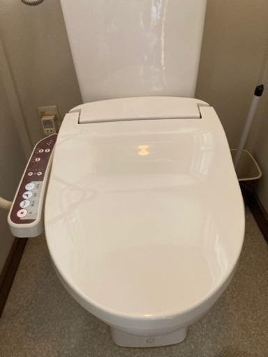 温水洗浄便座