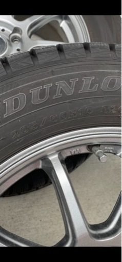DUNLOP スタットレスタイヤ　冬用タイヤ