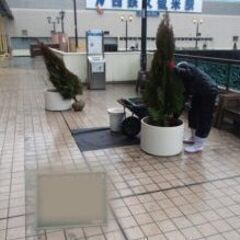 空いてる時間にお庭のお仕事しませんか？？　日給１万円！掛け持ちOK　未経験者・年齢不問　の画像