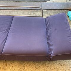 ゆったり二人掛け ソファーベッド 青系 スエード調 クッション部分のサイズ約198 X 80cm 無料の画像