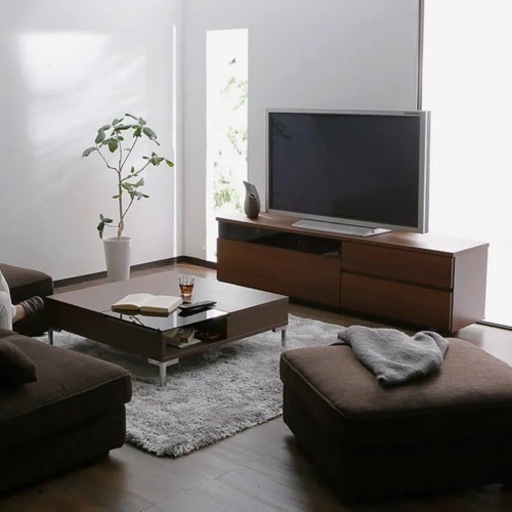 【極美品】LOWYA テレビ台　お譲りします
