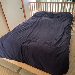 IKEA ダブルベッド　160×200 やわらかマットレスの画像