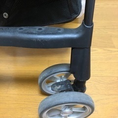 Aprica ベビーカーの画像