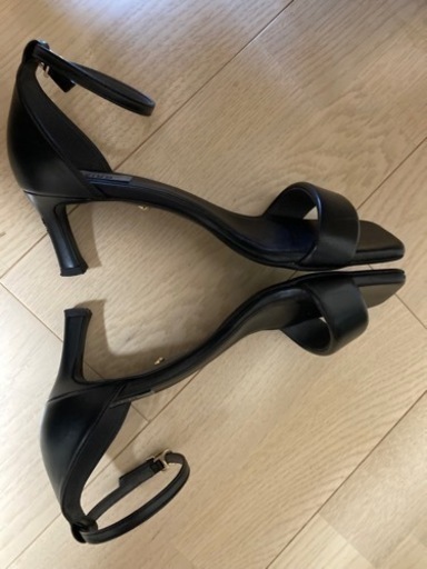 中古　Le Talon  GRISE ストラップサンダル　24cm 黒