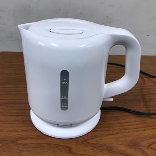取引場所　南観音　ロ 2209-438   YAMAZEN/山善　DKE-100(W)   電気ケトル　2020年製