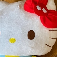 ハローキティ　特大　ジャンボ　ぬいぐるみの画像