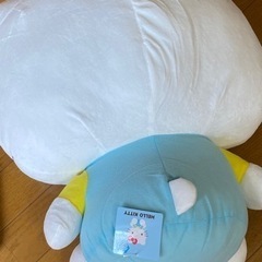 ハローキティ　特大　ジャンボ　ぬいぐるみの画像