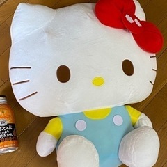 ハローキティ　特大　ジャンボ　ぬいぐるみ