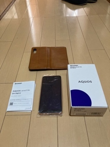 ①シャープAQUOS  SIMロックフリーモデルでおサイフケータイ