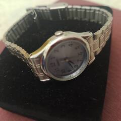 【値下げ】SEIKO CURRENT　フェイス薄ブルー　レディース腕時計の画像