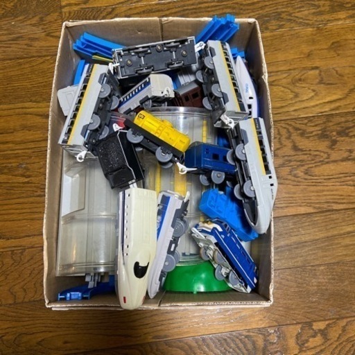 プラレール　B4段ボール