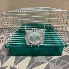 ハムスターケージおまけでホイールとコタツヒーター付きの画像