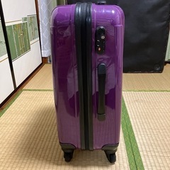 あげます　キャリーケース　スーツケース　紫　の画像