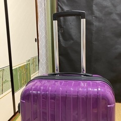 あげます　キャリーケース　スーツケース　紫　の画像