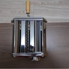 ［再値下げ］10日迄で受付終了します。titania イタリア製　家庭用製麺機の画像