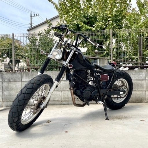 アメリカンスタイル　ヤマハ　TW200  2型　DG07J