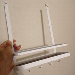 【受け渡し確定済】tower レンジフード調味料ラックの画像