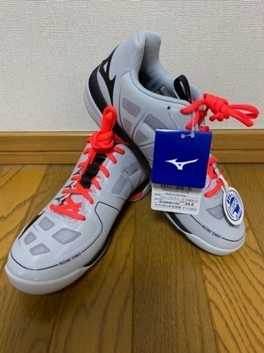 ☆★新品★Mizuno★カーペット(室内コート)用★テニスシューズ★24cm(3E)★☆