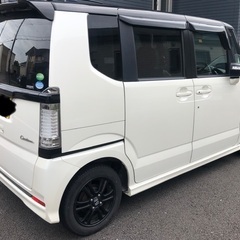 N-BOX カスタム　GAパーケージ　4WD 26年車　7.4万キロ　車検新規2年付き　ルーフ黒ツートン　ワンオーナーの画像