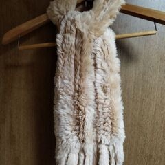 ラビットファーのマフラーの画像