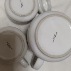 更に値下げ　MERCI HOUSEかわいい食器、２つの画像