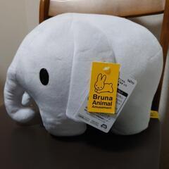 ディック・ブルーナ　ゾウのぬいぐるみ　白