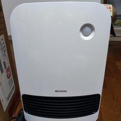 【ほぼ新品（2021年製）】セラミックファンヒーター  人感セン...