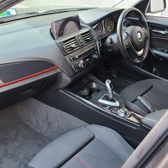 BMW116スポーツ　Ｈ24　車検5/3　走行53000ｋ　純正ＨＤＤナビ＆カラーバックカメラ　ドラレコ　ＥＴＣ　専用赤ステッチスポーツシート＆ハンドル　専用16ＡＷ　キセノン＆フォグ　禁煙車の画像