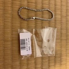 ブレスレット‼️一つ石が取れてます