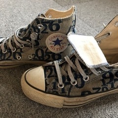 CONVERSEハイカットスニーカーの画像