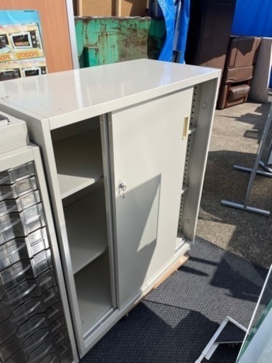 オフィス家具　キャビネット