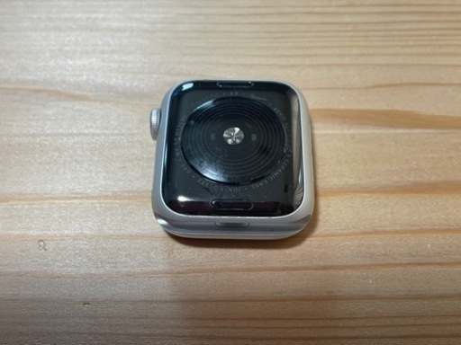 あと1日だけ出品Apple Watch NIKE SE 超美品