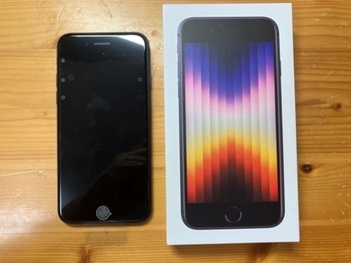 iPhoneSE 第三世代　docomo 黒　64G