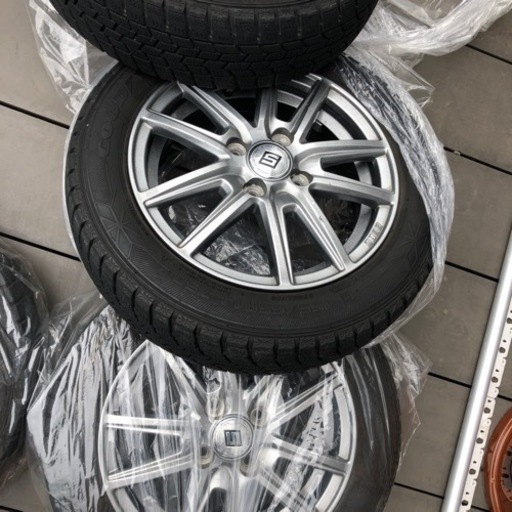 軽　スタッドレス