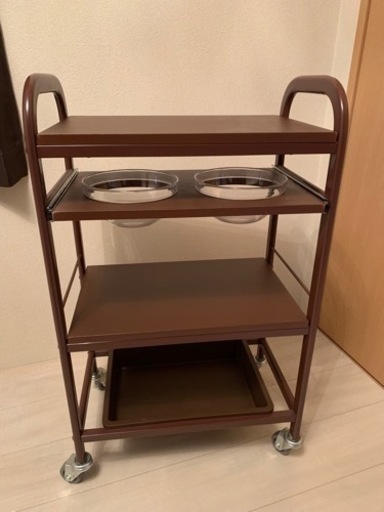 sold out エステ用　ボール付きワゴン　引取り限定