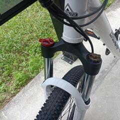 BAKAUT ５モード３６V電動アシストMTB　シマノ21段変速 強化フレーム！バッテリー内蔵　ディスクブレーキ　国内未発売の画像