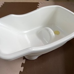 ベビーバス　アカチャンホンポ 