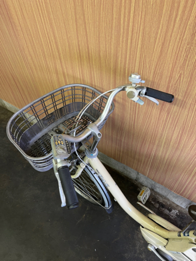 格安出品❗️電動自転車 YAMAHA パス 26インチ 新品グリップ 大容量8.1Ahバッテリー 充電器付き 配送可能 自宅引き取り割引き◎