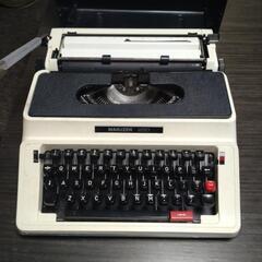 昭和レトロ　タイプライター　MARUZEN250　インテリアにの画像