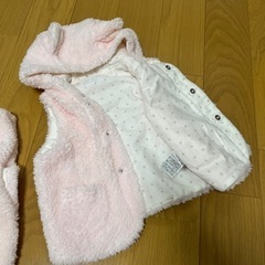 新品！美品！bebe アウター　ポンチョ　ベスト　80 90 95の画像