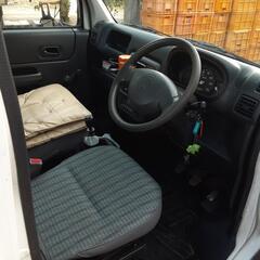 車検2025.12　美車　使ってますので調子は良いです。　アクティートラック 4WD デフロック　極上車です。車検令和7年12月　距離100029キロ　全塗装済み　内外装ピカピカです。シート、サンバイザー、荷台、かなり綺麗です。の画像