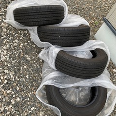 ヨコハマ　ブルーアース　rv-02 225/60r17