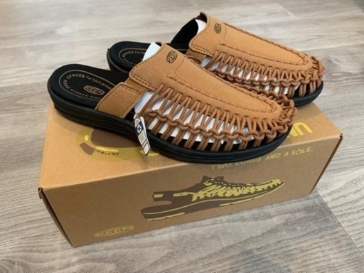 サンダル　KEEN ユニーク　ツー　スライド